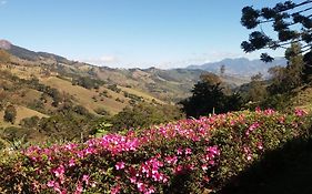 Chales Azaleia Todos Casa De Férias